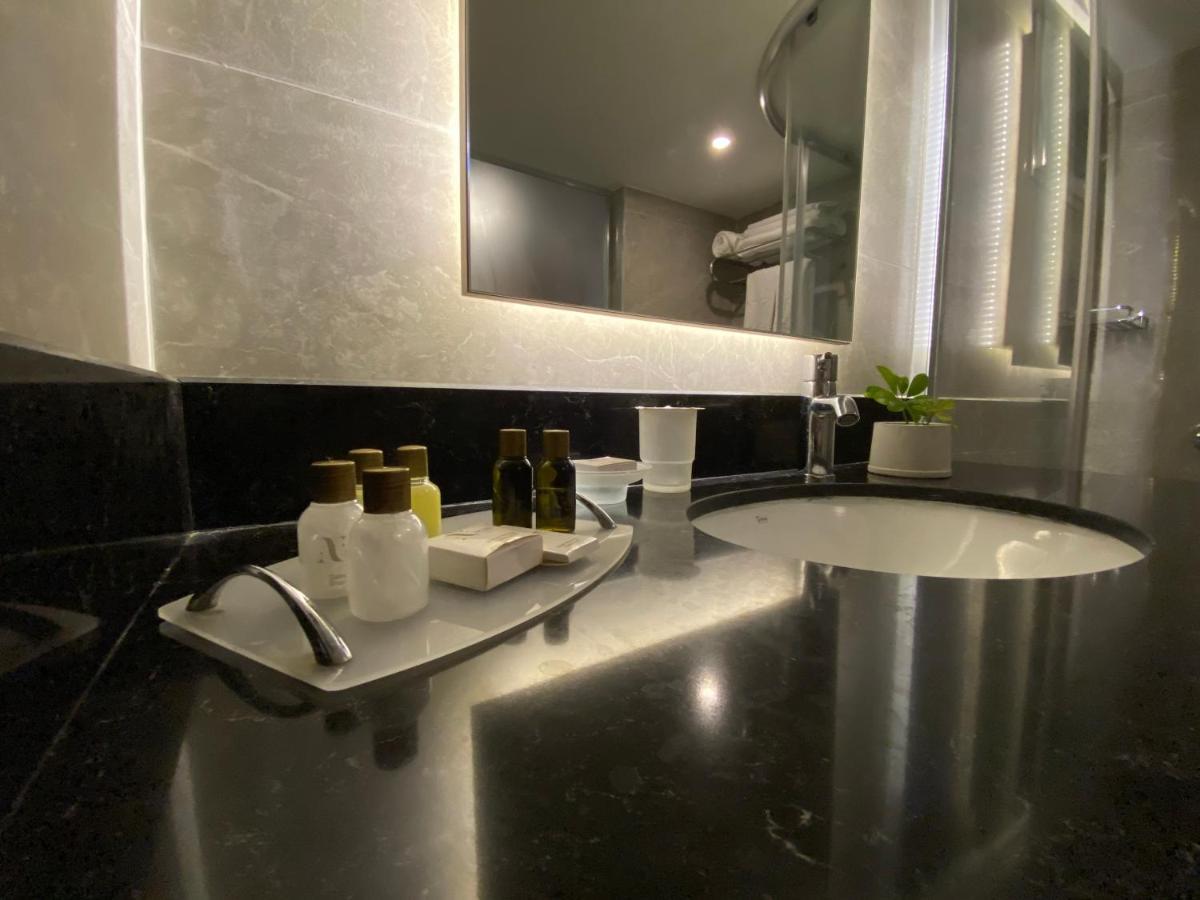 Nobel Hotel Mersin  Zewnętrze zdjęcie